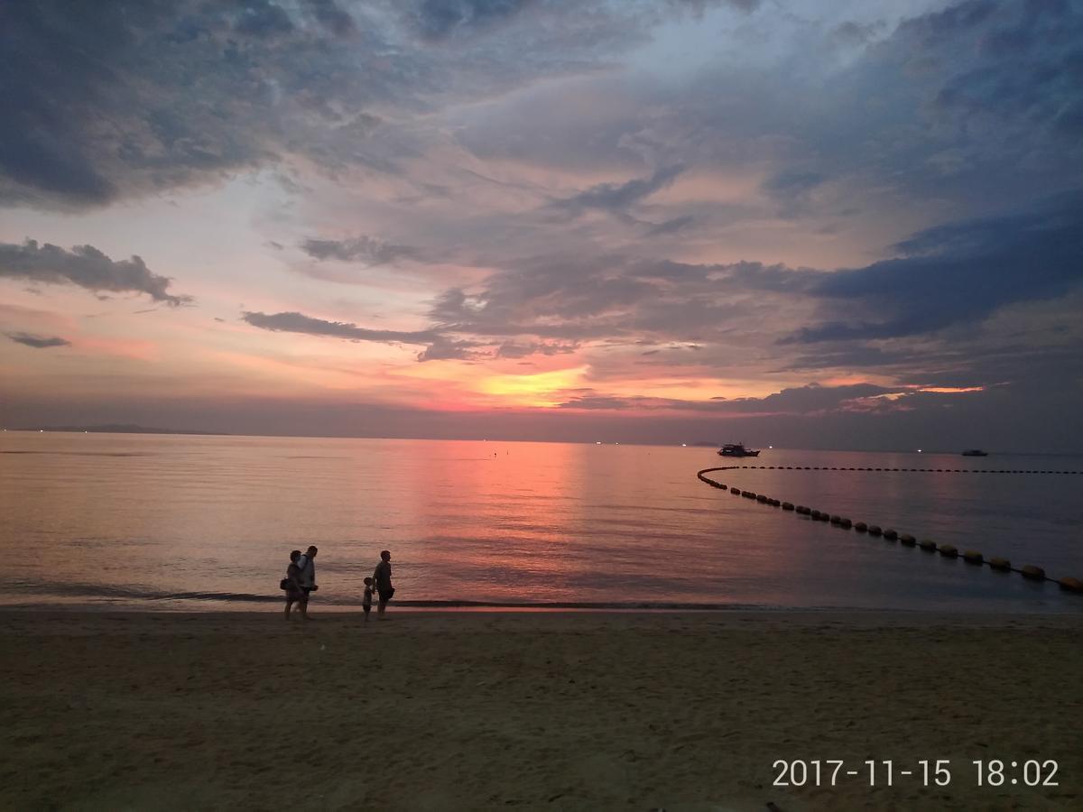 Abani Jomtien Inn Praia de Jomtien Exterior foto